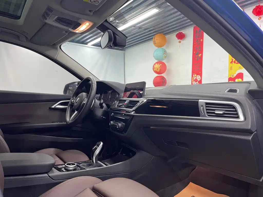 BMW 1 Series 2020 125i Leading Edition M Sport Package