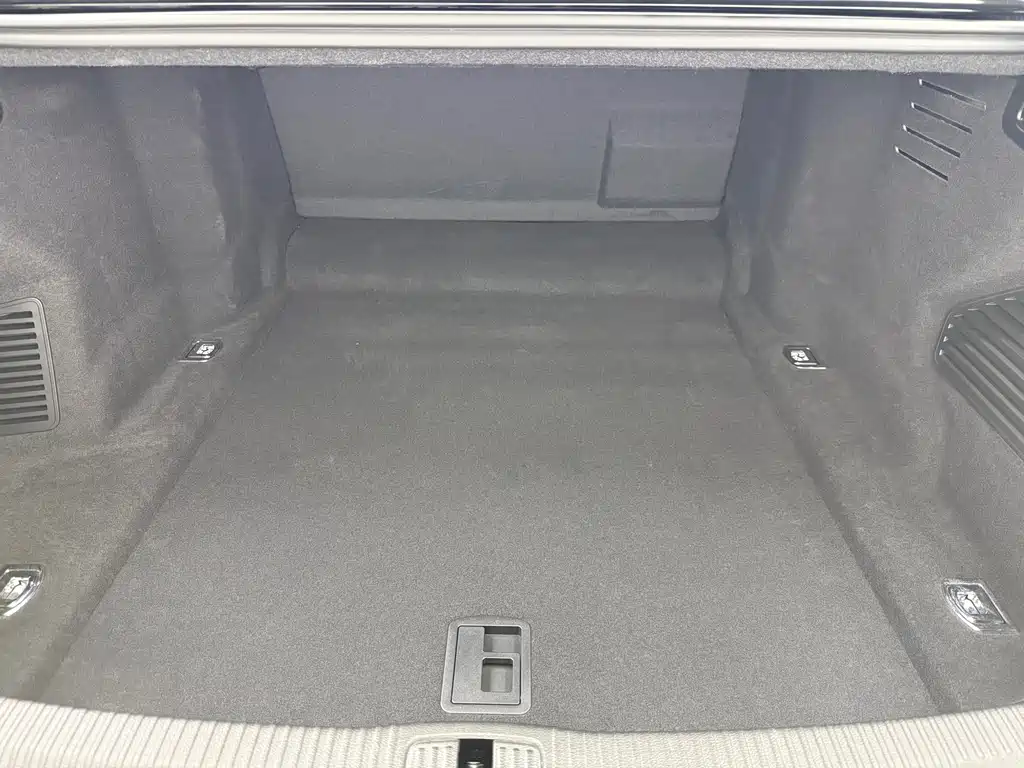Audi A8 2022 model A8L 50 TFSI quattro Comfort Edition Collector's Edition