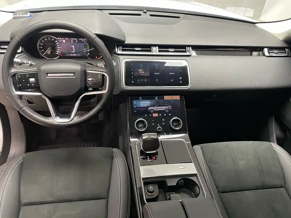 Range Rover Velar 2021 P250