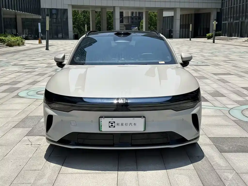 Jizhe 007 GT 2025 Edition Four-wheel Drive Intelligent Driving Version 75kWh