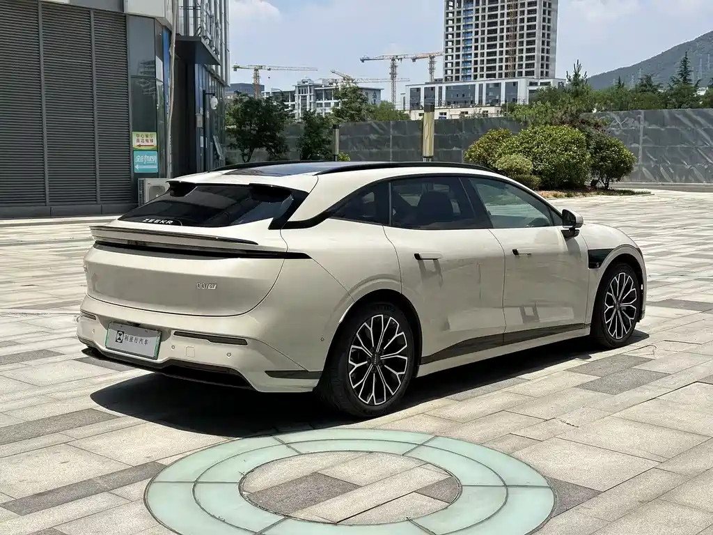 Jizhe 007 GT 2025 Edition Four-wheel Drive Intelligent Driving Version 75kWh