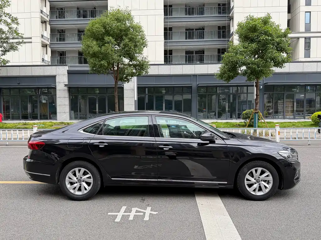 Passat 2021 280TSI Business Edition