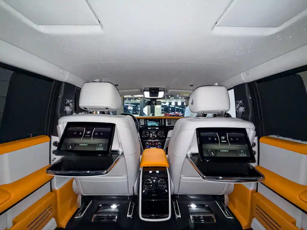 Phantom 2018 6.7T Long Wheelbase Edition