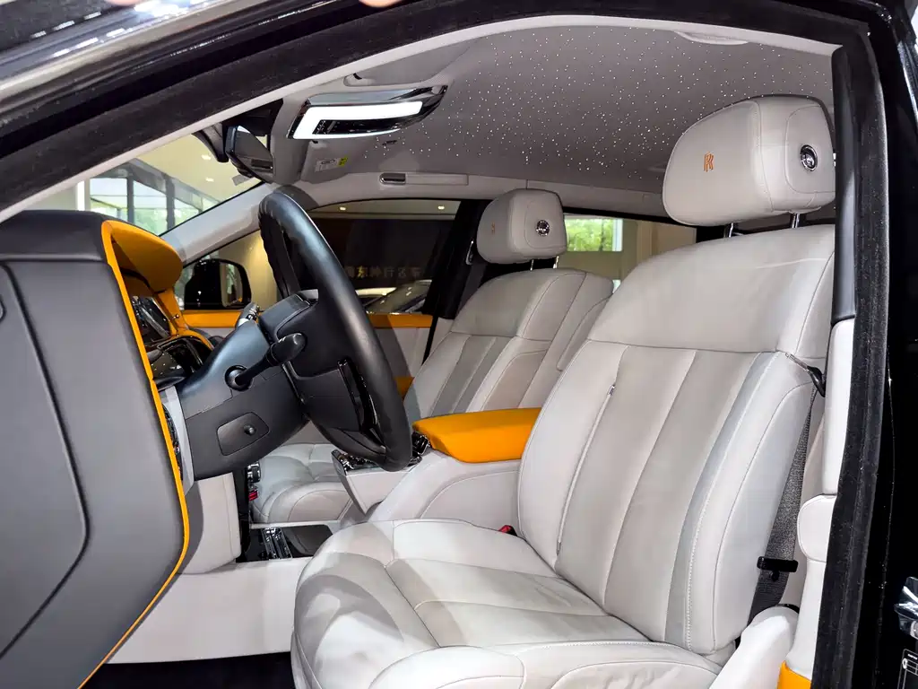 Phantom 2018 6.7T Long Wheelbase Edition