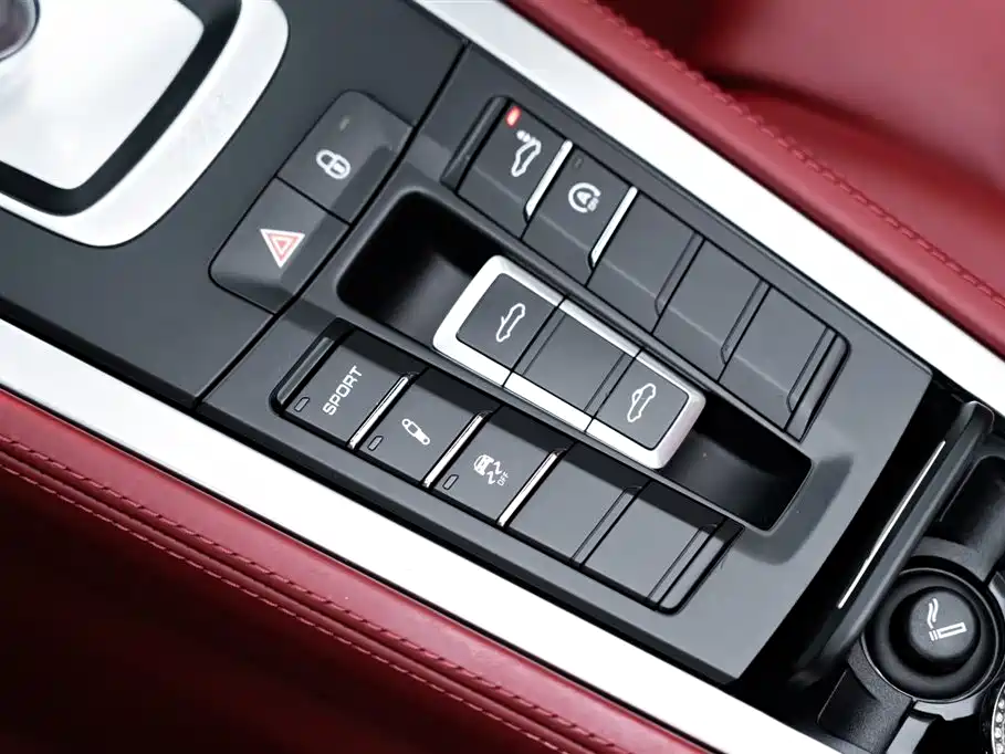 Porsche 718 Boxster 2.0T 2016 Model