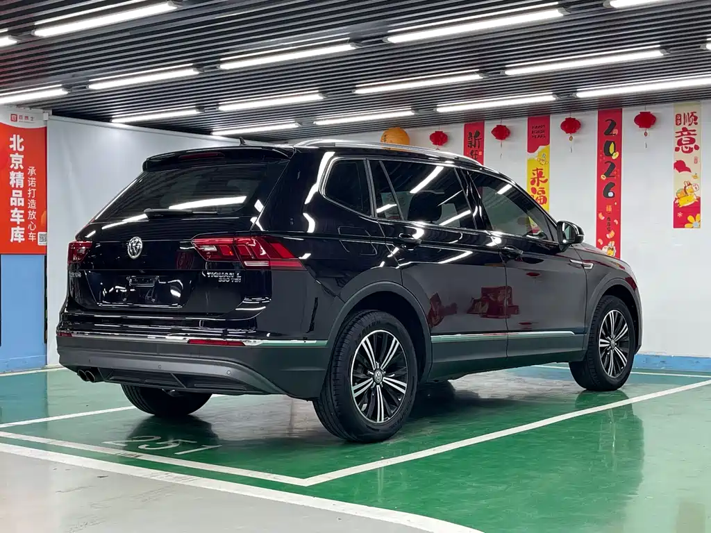 Tiguan L 2019款 Facelift 330 TSI Automatic 2WD Panoramic Comfort Edition National VI