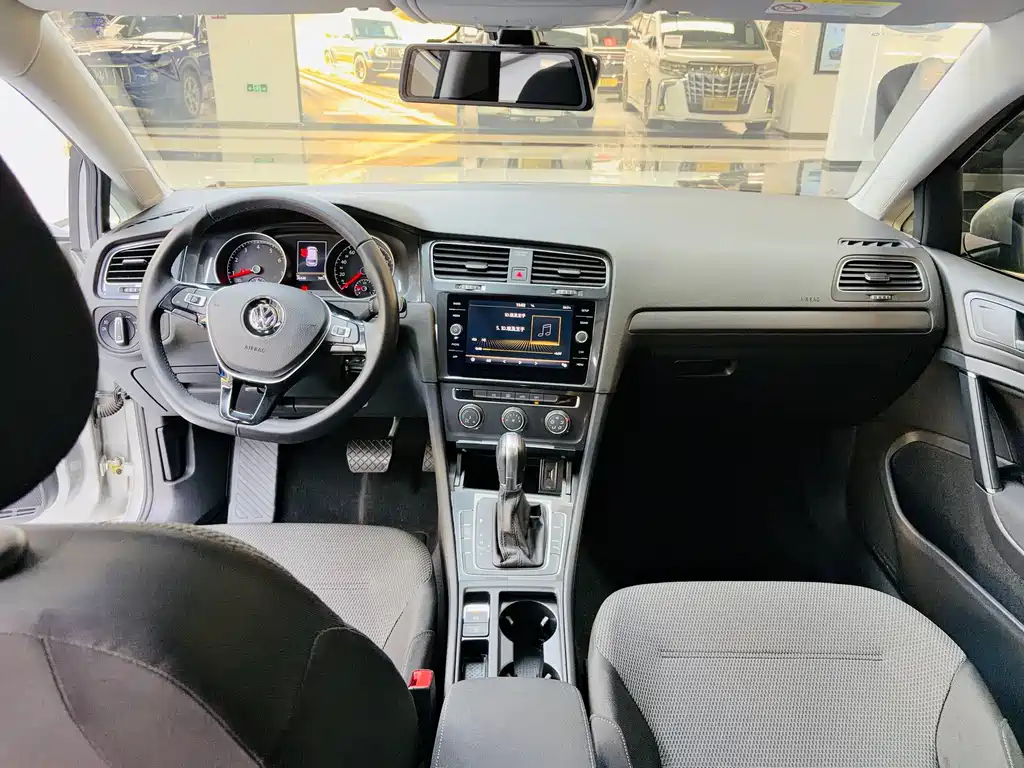 Volkswagen Golf Import 2019 1.8 TSI Wagon