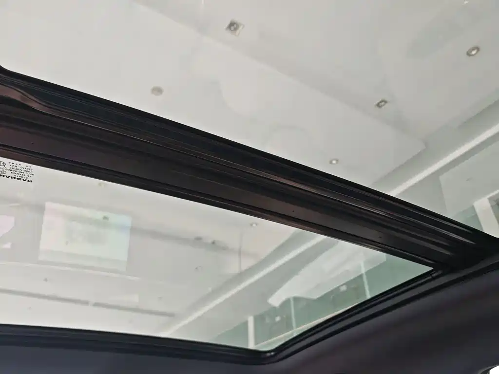 Chang'an CS75 PLUS 2025 Edition Fourth Generation 1.5T New Blue Whale Smart Luxury Version