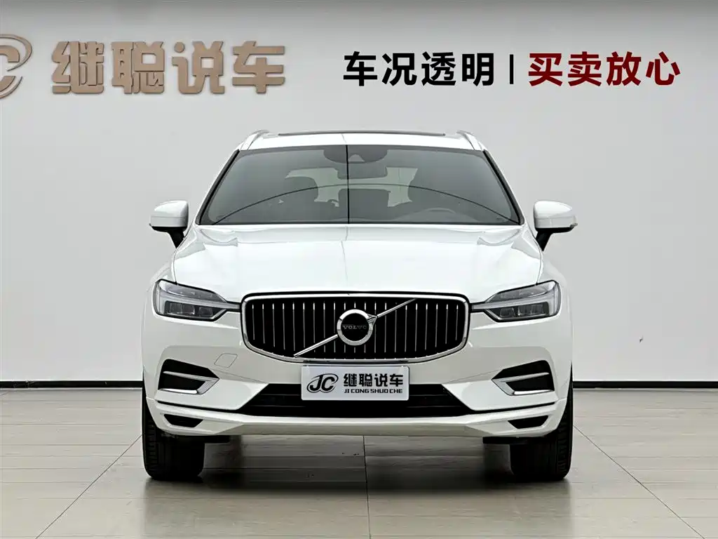 Volvo XC60 2021 T5 AWD Intelligent Comfort Luxury Edition