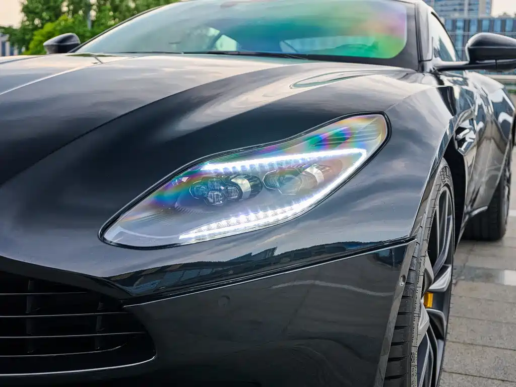 Aston Martin DB11 2019 Model 4.0T V8 Coupe