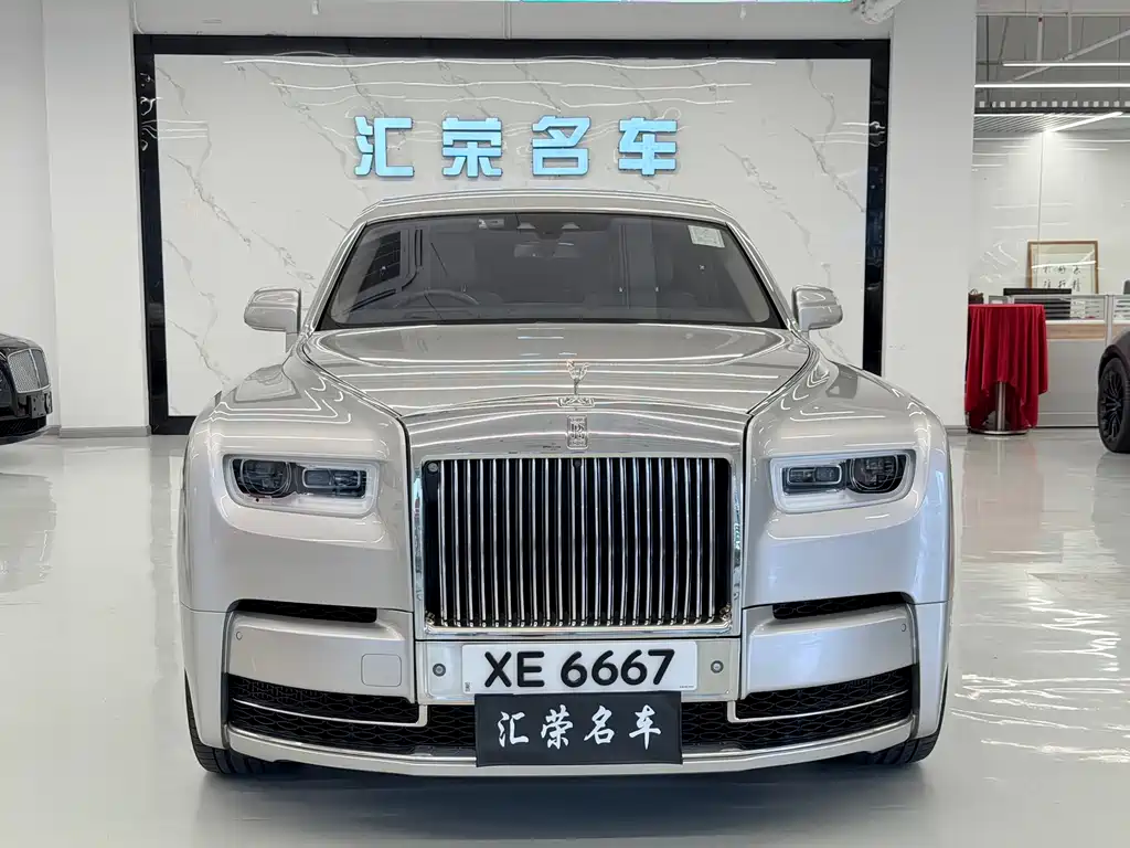 Phantom 2018 6.7T Long Wheelbase Edition
