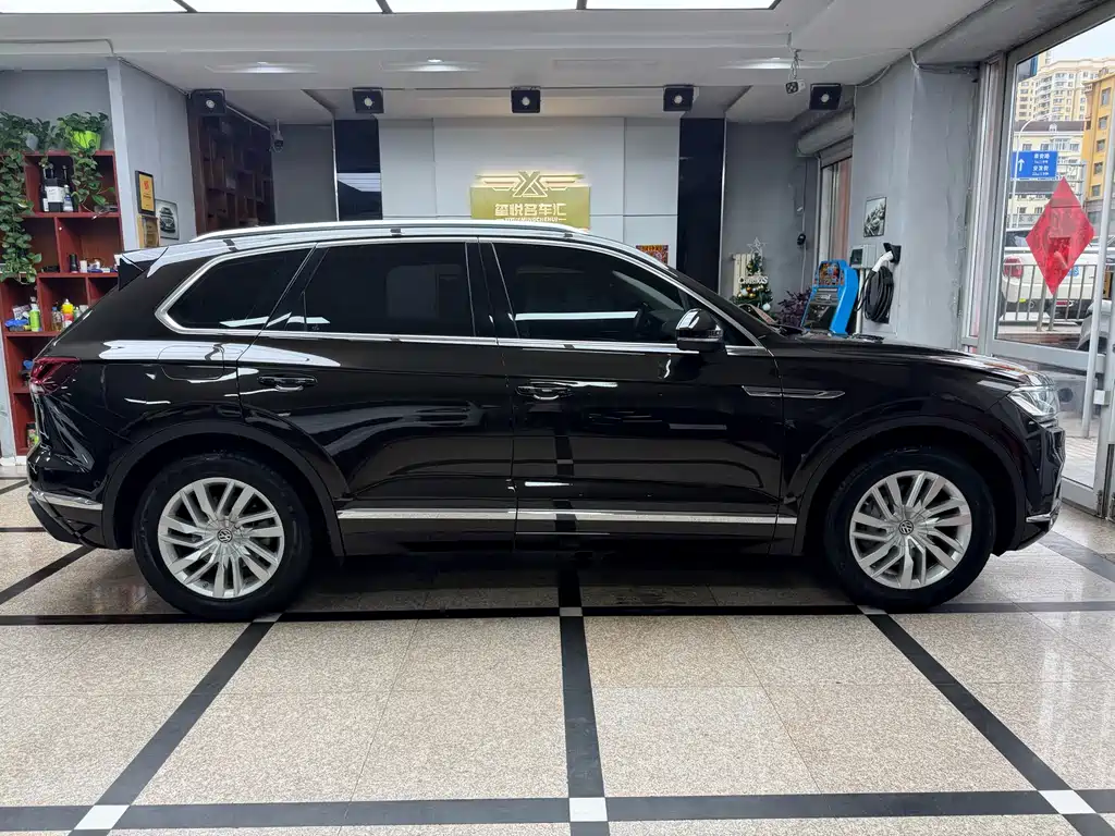 Touareg 2019 2.0 TSI Shining Wing Edition National VI