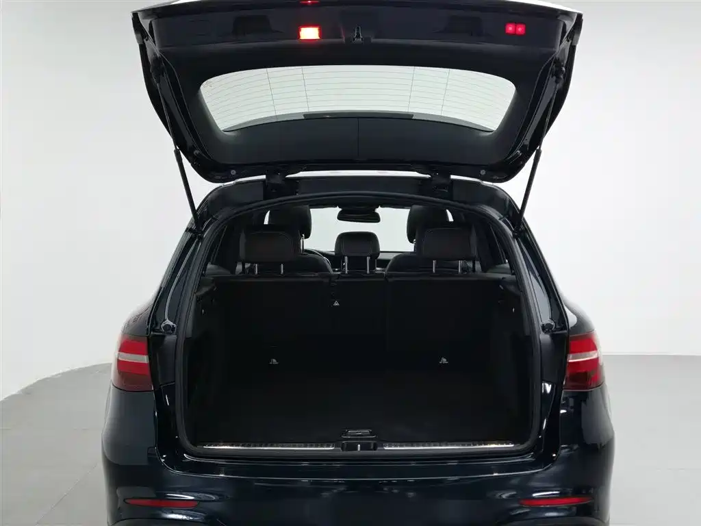 Mercedes-Benz GLC 2019 GLC 300 L 4MATIC Dynamic Edition