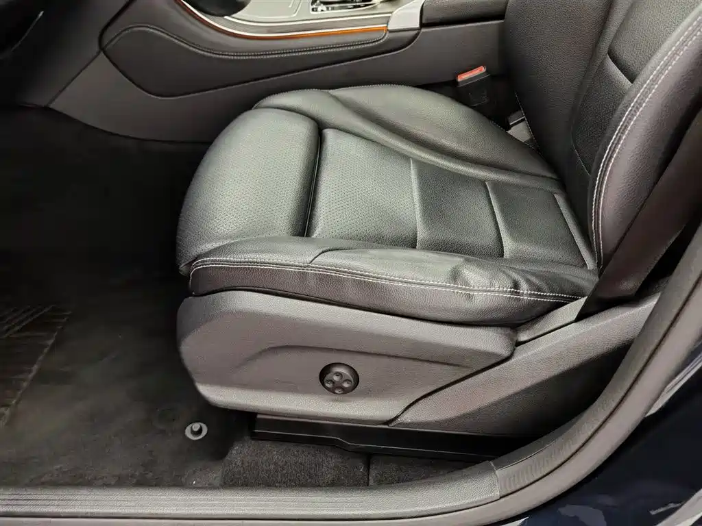 Mercedes-Benz GLC 2019 GLC 300 L 4MATIC Dynamic Edition