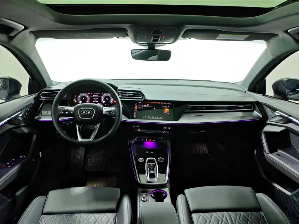 Audi A3 2026 model A3L Limousine 35 TFSI Prestige Edition