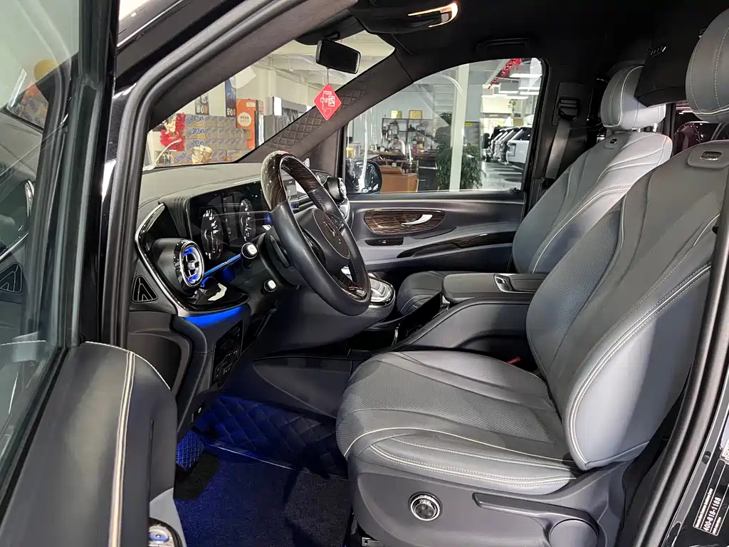 Volkswagen Viloran 2018 2.0T Elite Edition 7-seat National VI