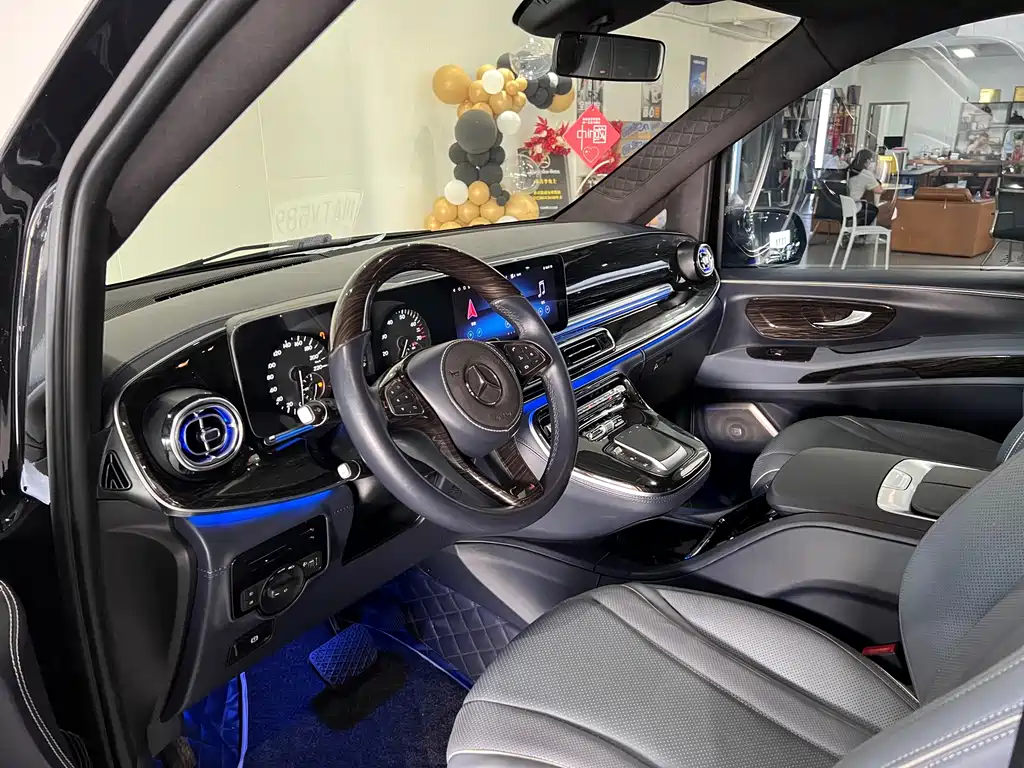 Volkswagen Viloran 2018 2.0T Elite Edition 7-seat National VI