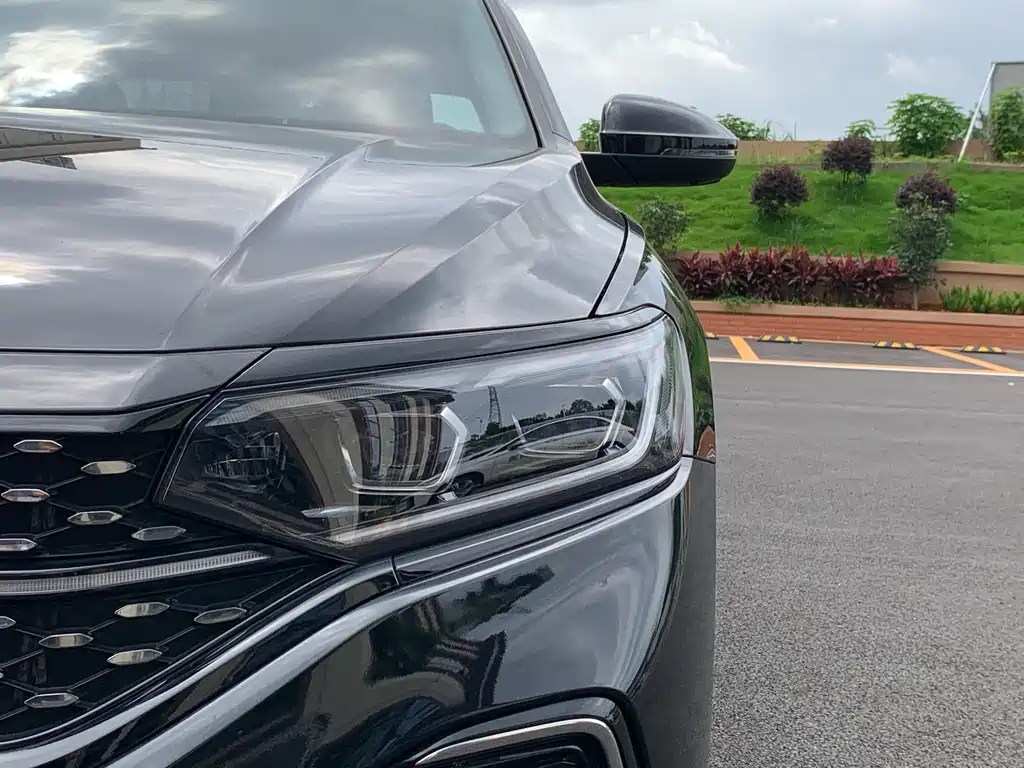 Passat 2023 330 TSI Starry Luxury Edition