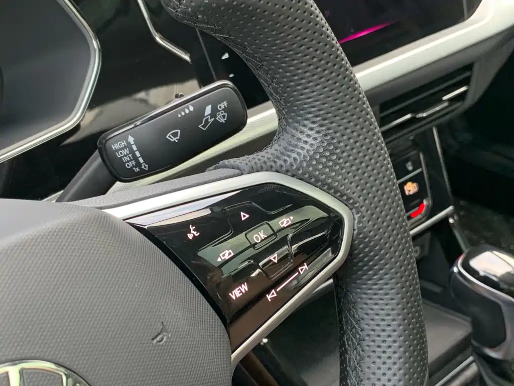 Passat 2023 330 TSI Starry Luxury Edition