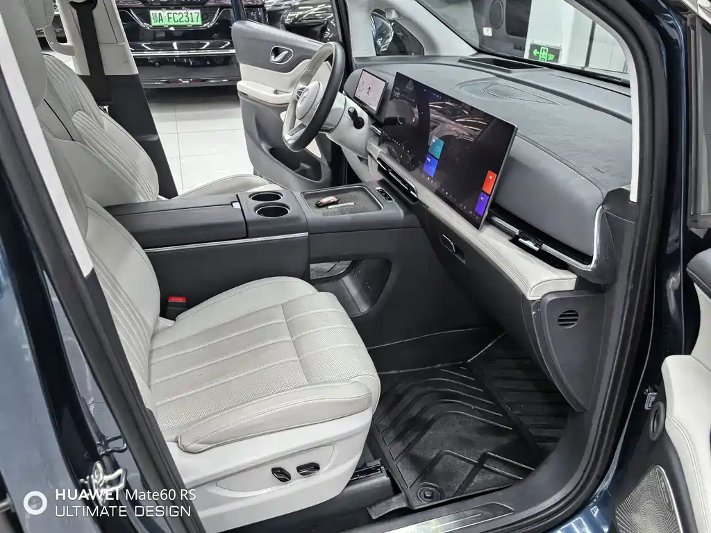 Dreamer 2025 PHEV All-Wheel Drive Flagship Kunpeng Edition