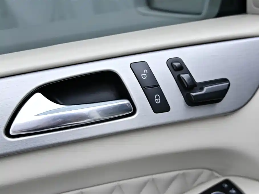 Mercedes GL Class 2014 GL 400 4MATIC Dynamic Edition