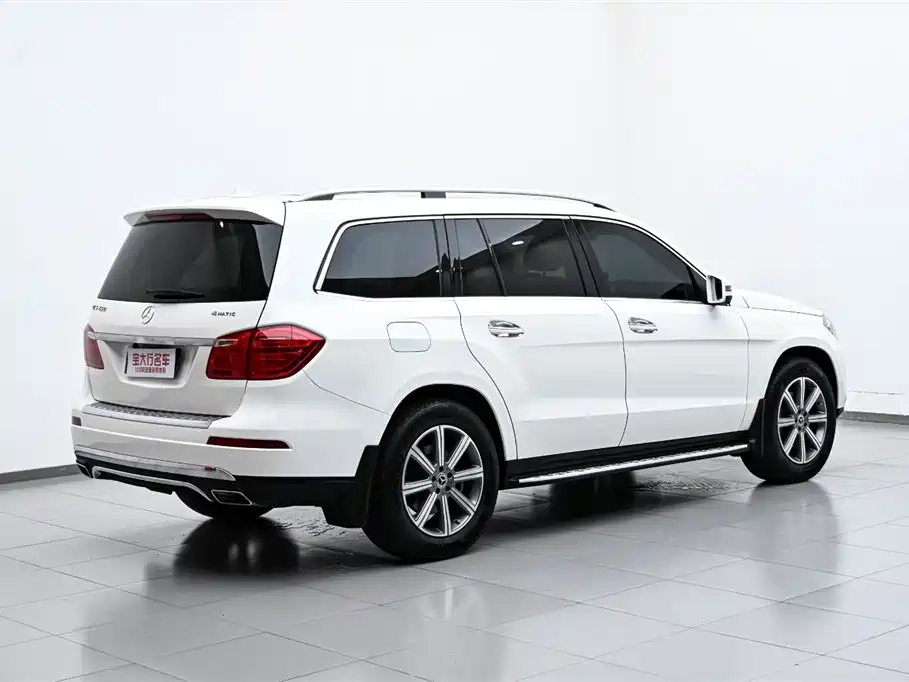 Mercedes GL Class 2014 GL 400 4MATIC Dynamic Edition