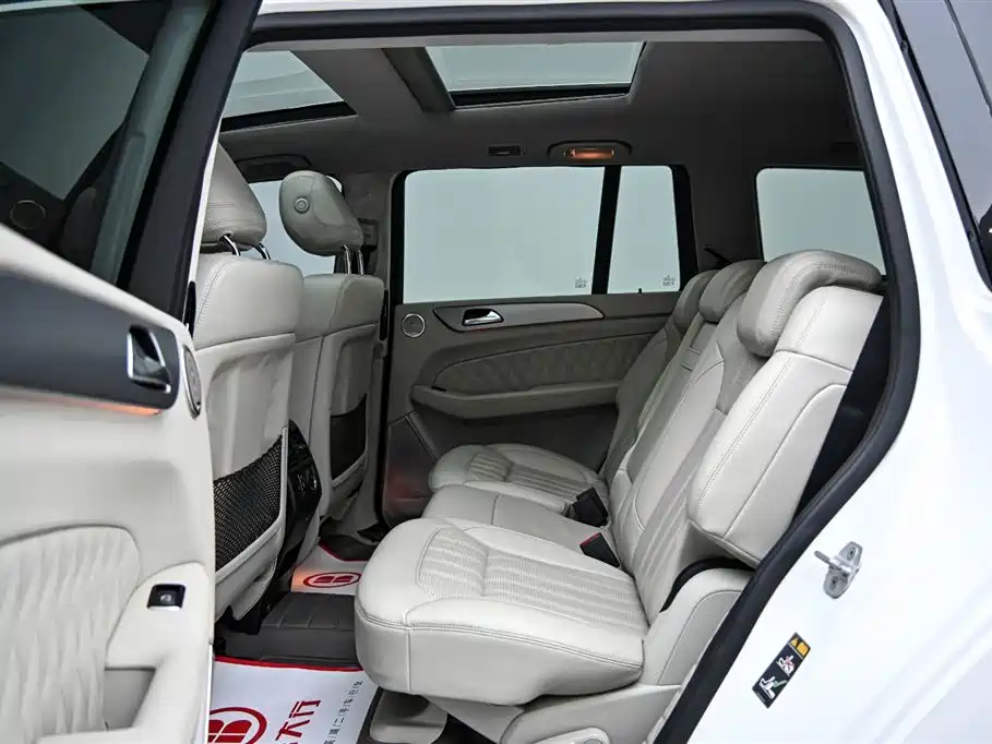 Mercedes GL Class 2014 GL 400 4MATIC Dynamic Edition