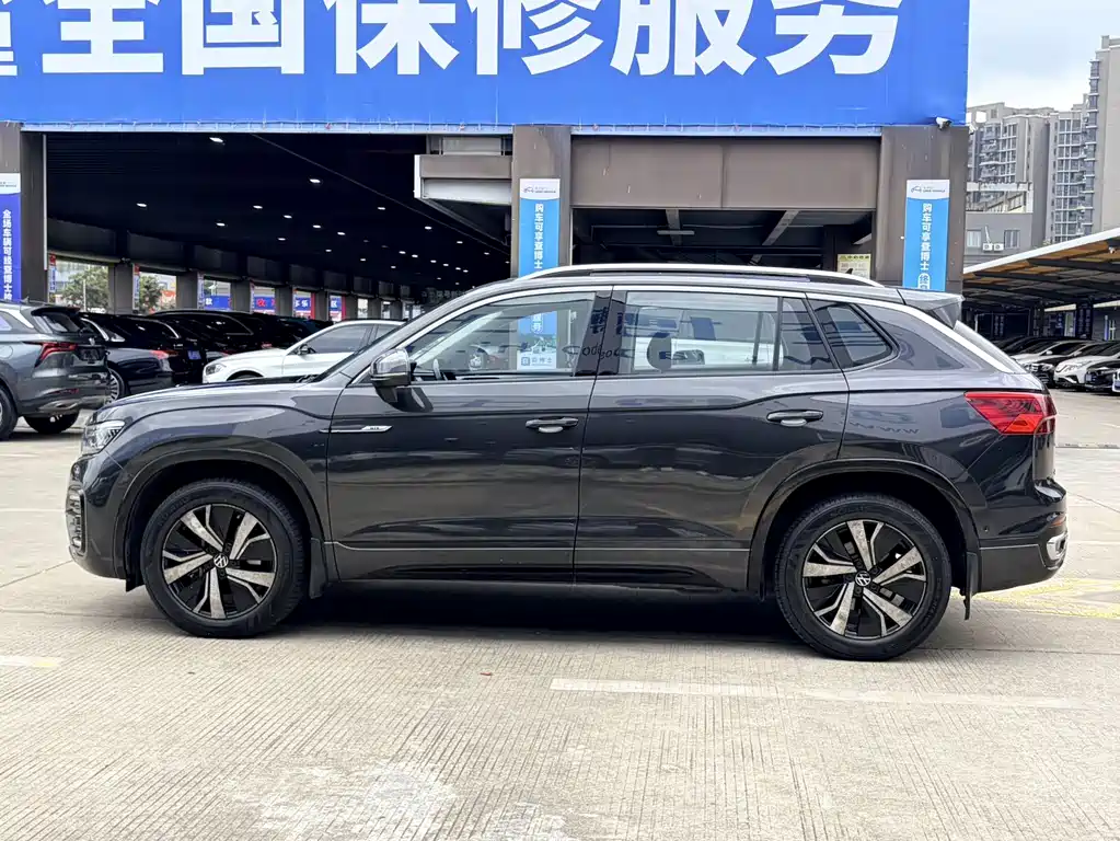Tayron PHEV 2020 Edition 1.4T Prestige Model