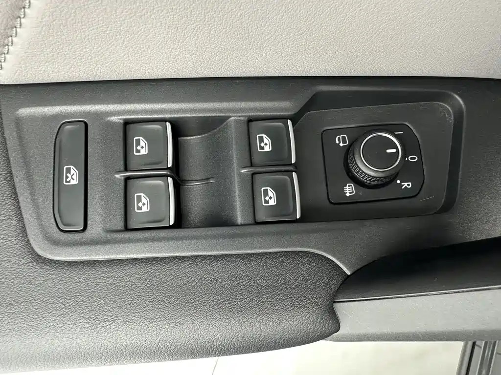 Tayron 2023 280TSI Two-Wheel Drive Luxury Plus Advanced Edition