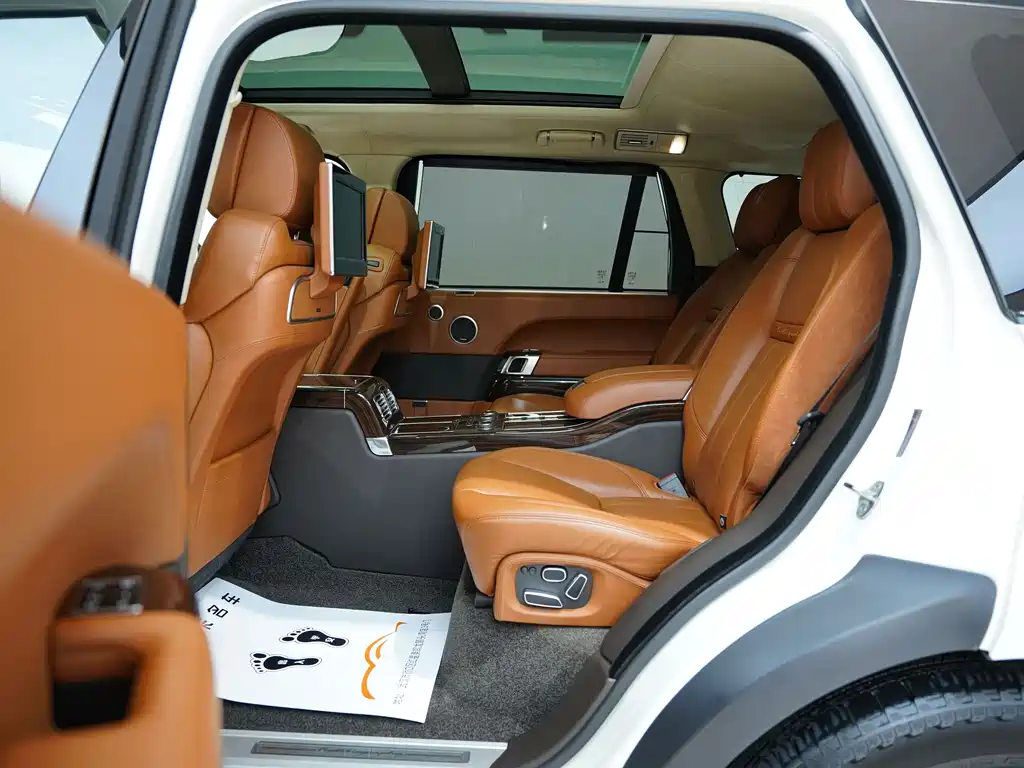 Range Rover 2014 Model 5.0 SC V8 AB Summit Creation Extended US Specification Edition