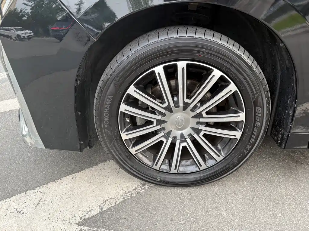 Chery M8 2021款 Lingxiu Series 390T ZunGui Version