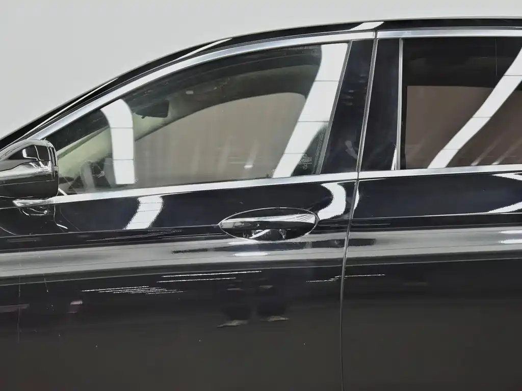 Mercedes-Benz E-Class 2023 E 260 L