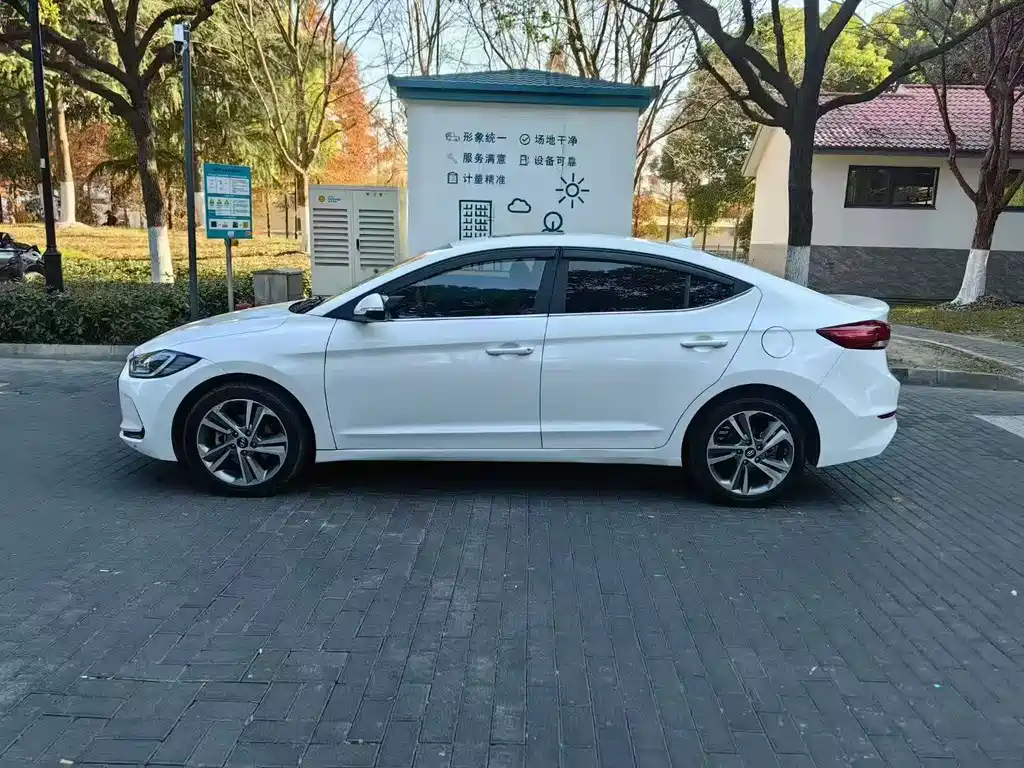 Leonding 2016 1.6L Automatic ZhiXuan·Elite Model