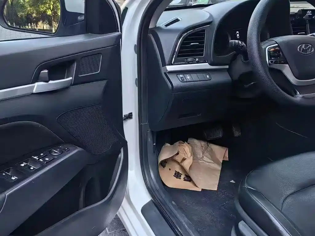 Leonding 2016 1.6L Automatic ZhiXuan·Elite Model