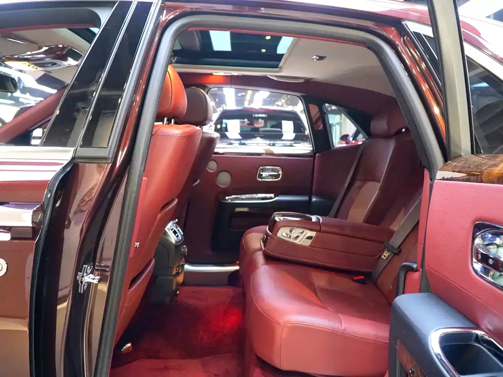 GTS 2010 6.6T Standard Edition