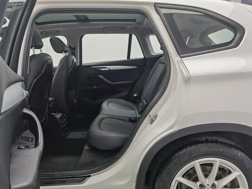 BMW X1 2016 sDrive18Li Fashion Edition