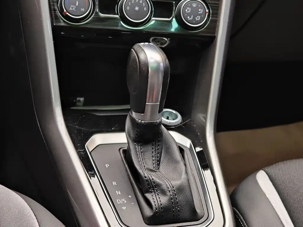 T-ROC 2019 280TSI DSG Two-wheel Drive Advance Edition National V