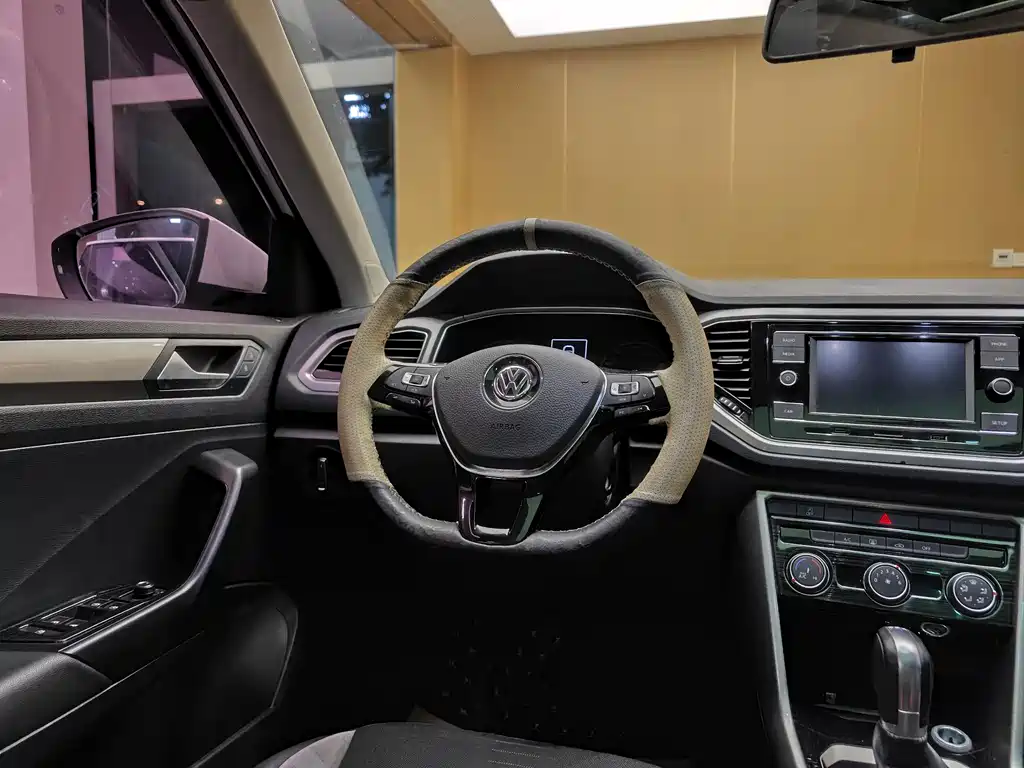 T-ROC 2019 280TSI DSG Two-wheel Drive Advance Edition National V