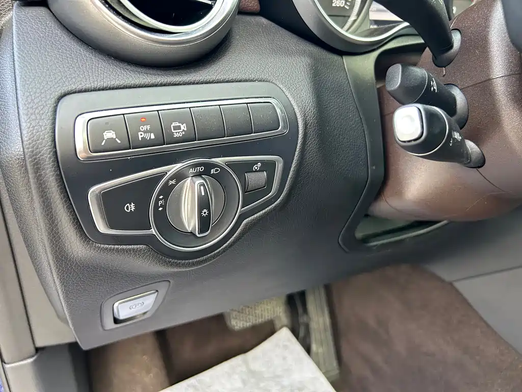Mercedes-Benz GLC 2017 GLC 300 4MATIC Dynamic Edition
