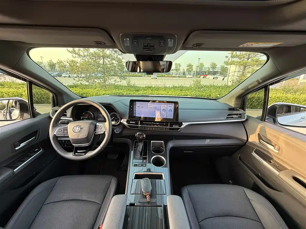 Sienna 2023 2.5L Hybrid Prestige Edition