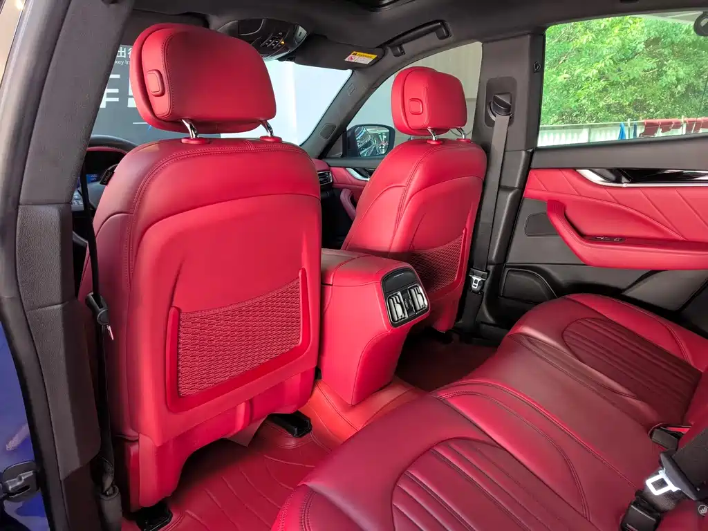 Levante 2019 3.0T Standard Edition Euro VI