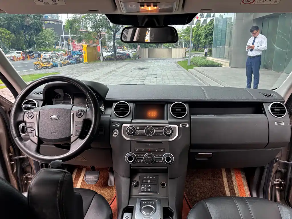 Discovery 2015 3.0 SDV6 HSE Diesel