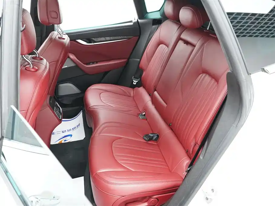 Levante 2018 3.0T Standard Edition
