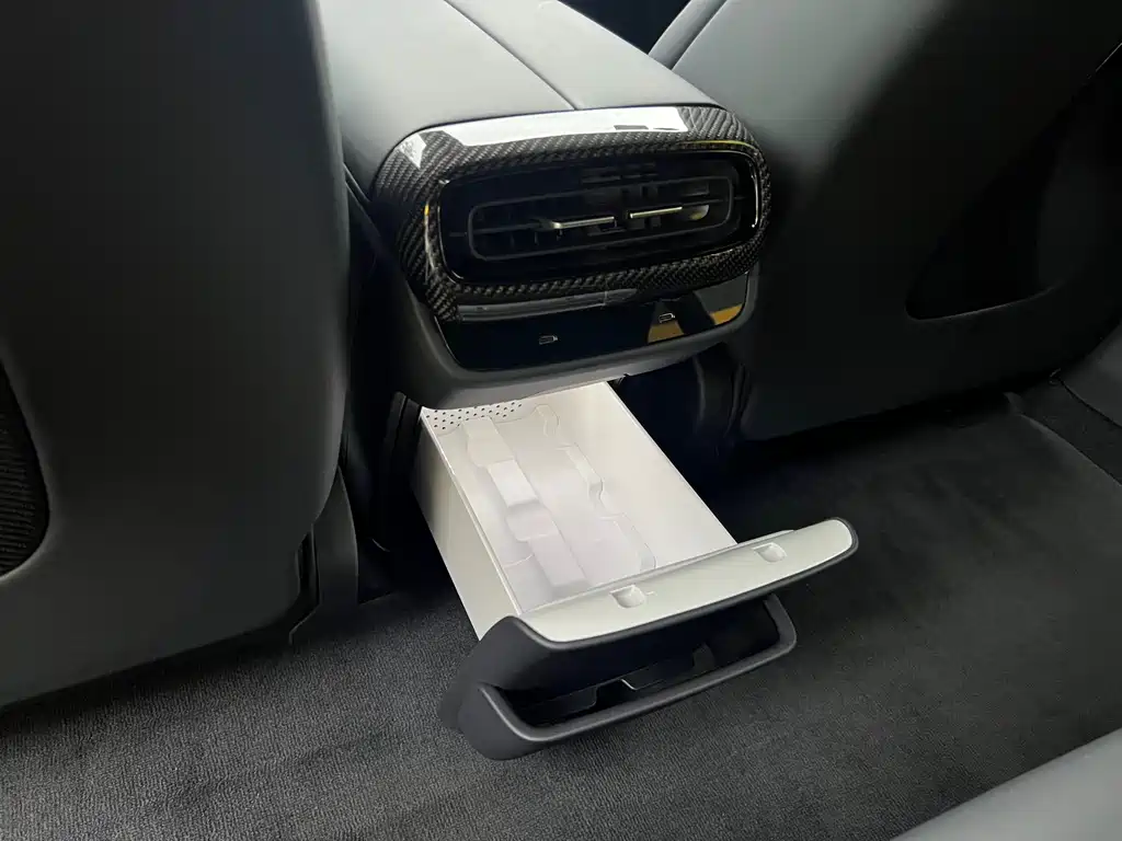 Xiaomi SU7 Ultra 2025 Edition