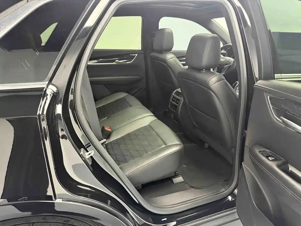 Cadillac XT5 2022 2.0T Two-Wheel Drive Luxury Edition