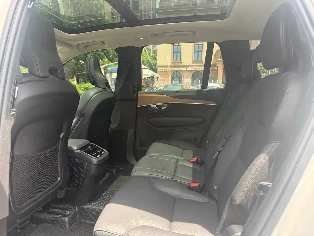 Volvo XC90 2025 B6 Intelligent Luxury Edition 7-seater