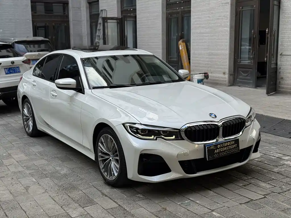 BMW 3 Series 2022 320i Sport Line