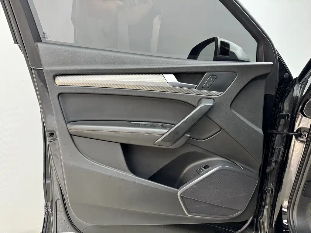 Audi Q5L 2020 45 TFSI Prestige Fashion Edition