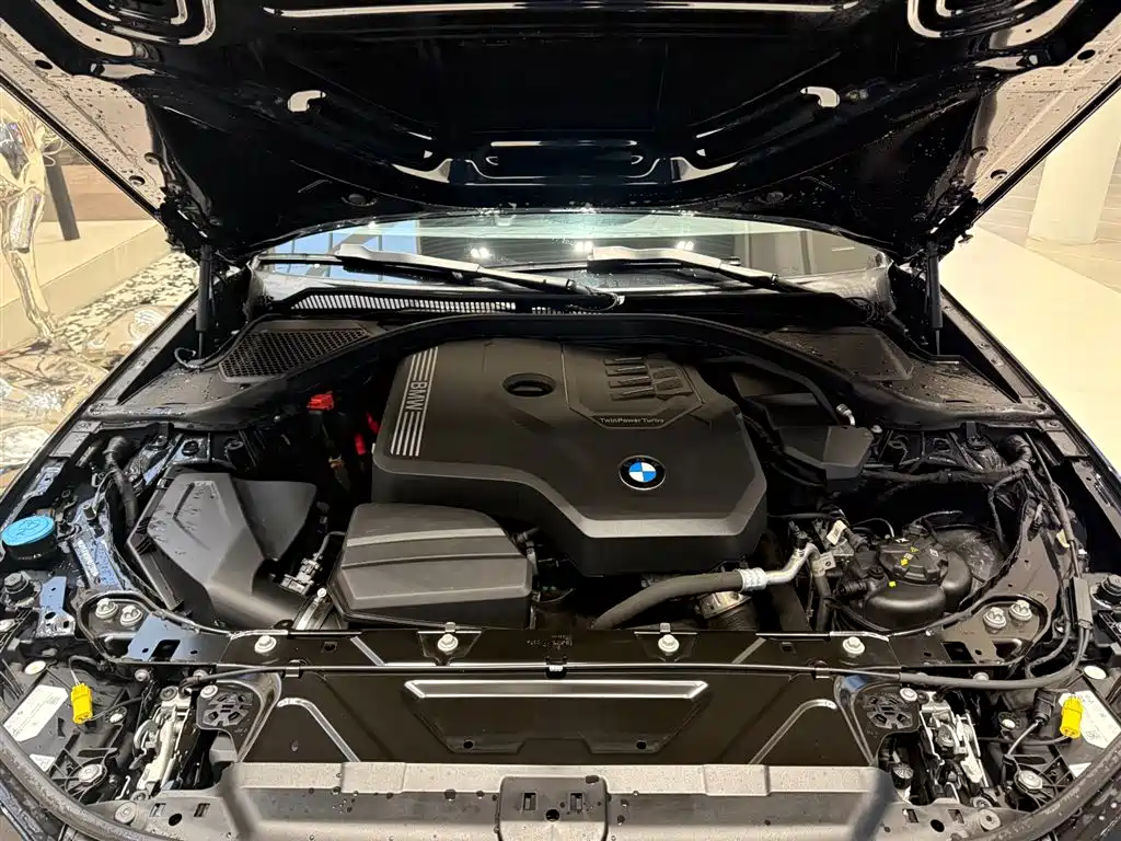 BMW 3 Series 2024 320Li M Sport Package