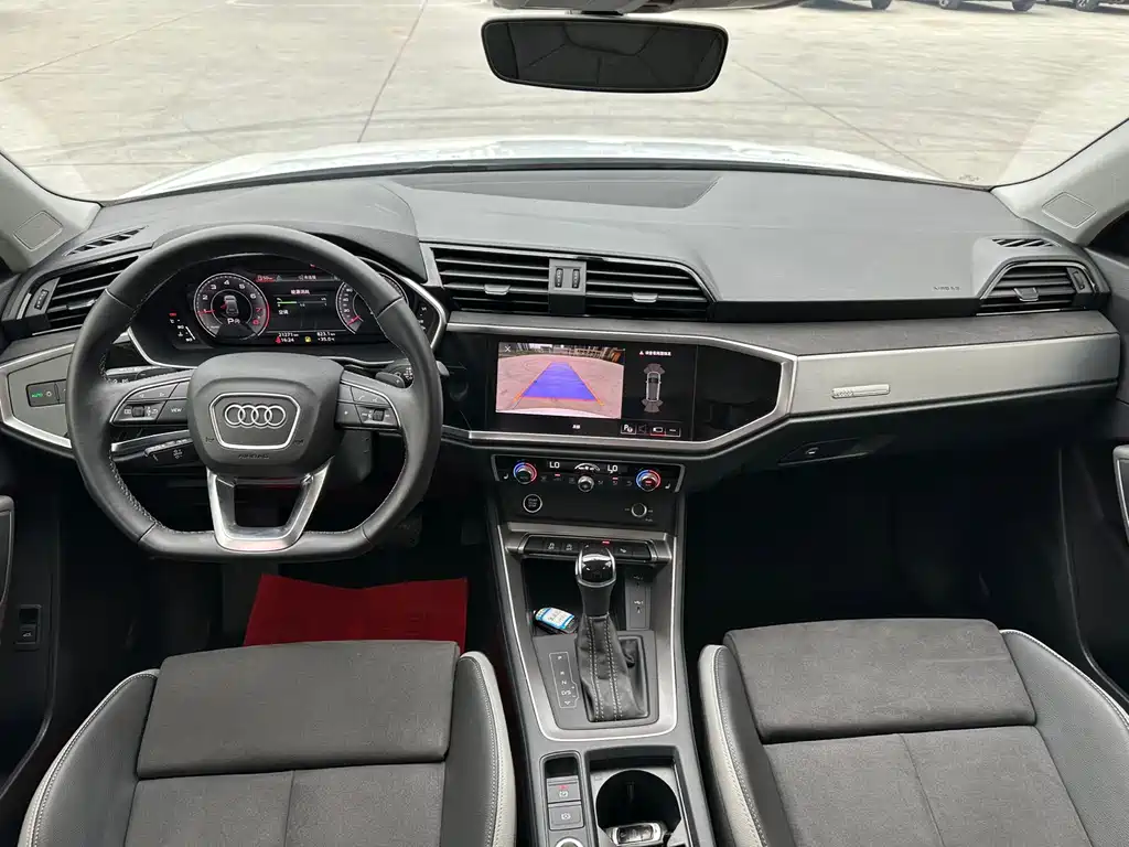 Audi Q3 2022 35 TFSI Sporty Dynamic Edition